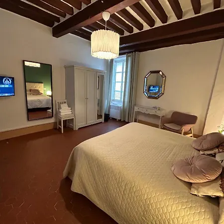 San Giorgio Apartment *